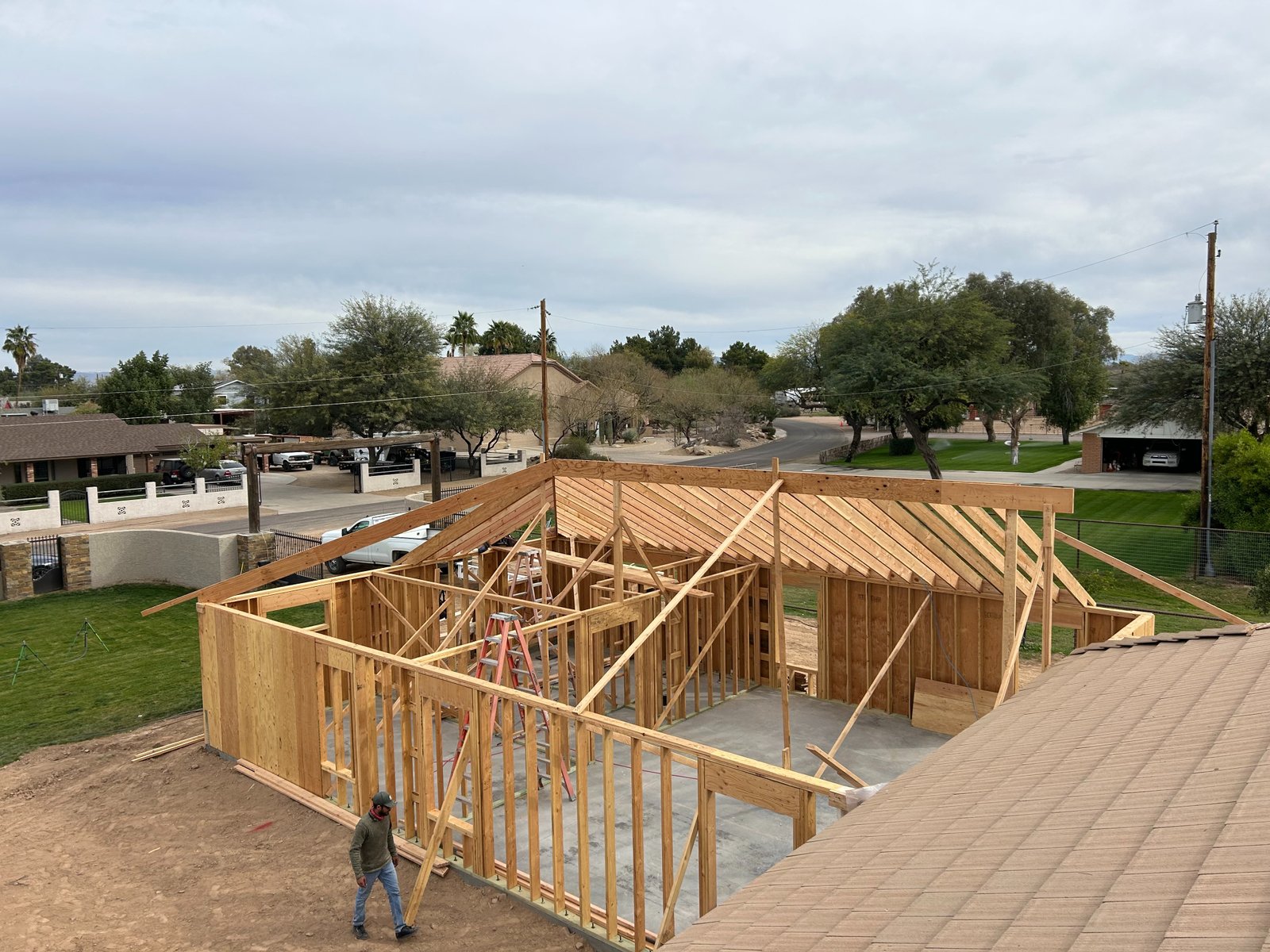 HDZ Carpentry LLC